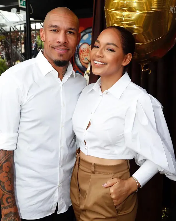 Nigel de Jong and Winonah celebrated their 11 years married anniversary on September 1, 2020.