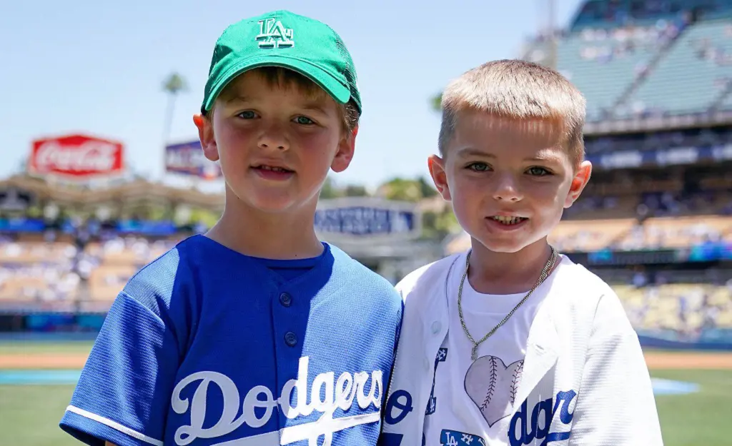 Charley Clayton and Freddie Freeman's son Charlie shares adorable moment in MLB All-Star Game.