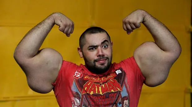 Moustafa Ismail gained a lot of engagement recently for setting a Guinness world record for the biggest biceps, arms, and triceps. 