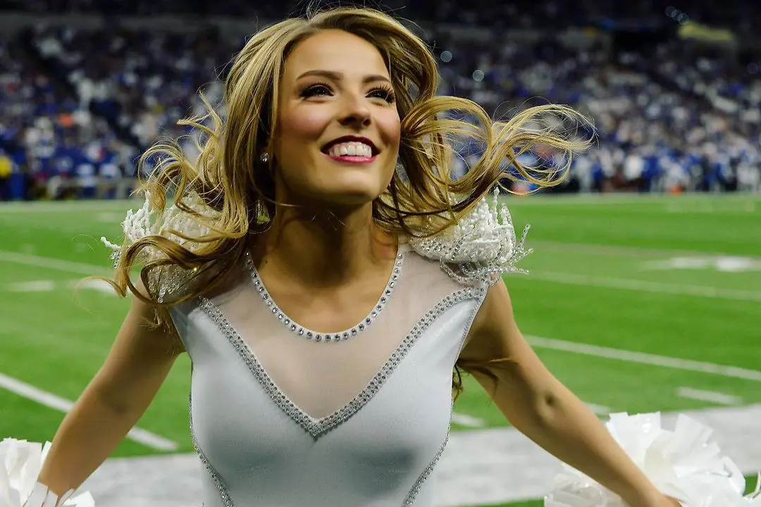 Being part of the Pro-bowl cheerleading group was Vanessa's dream