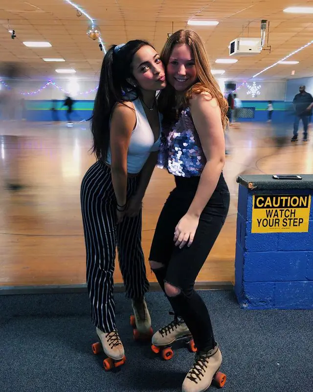 Valery Orellana was seen roller skating with her friend in 2019