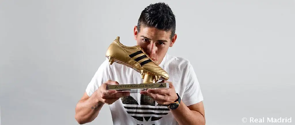 James Rodríguez receives the World Cup Golden Boot