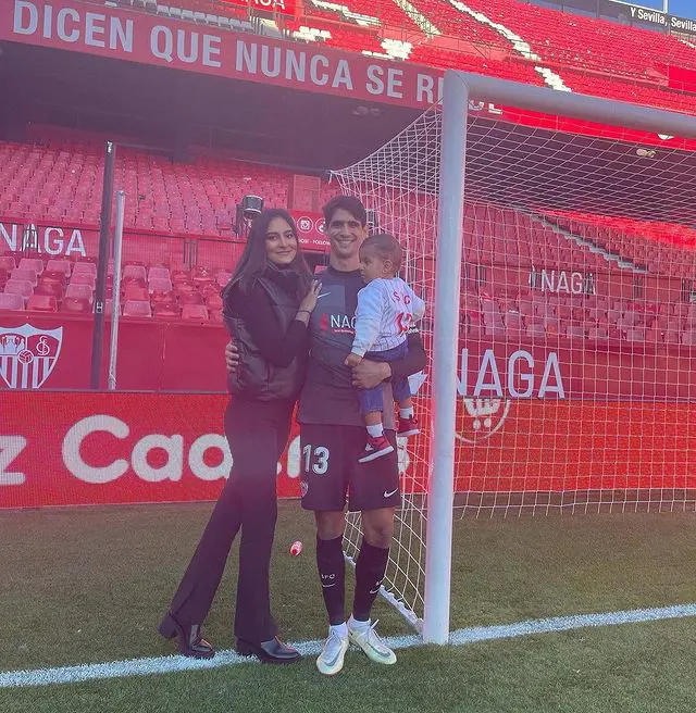 Imane has also brought her son to watch Yassine's games in the Sevilla's home stadium