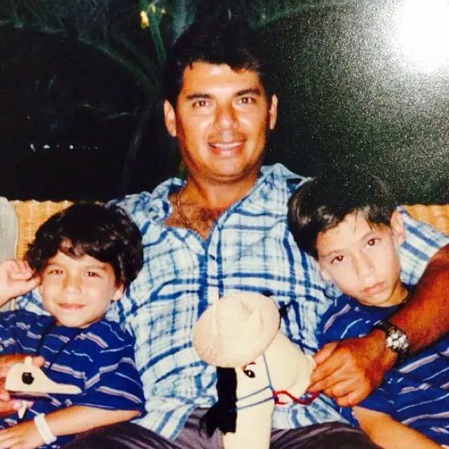 A cute throwback picture of Diego's dad and his brother Mauro.