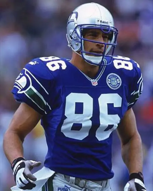 Christian Fauria played as a football tight end for Seattle Seahawks for seven years.