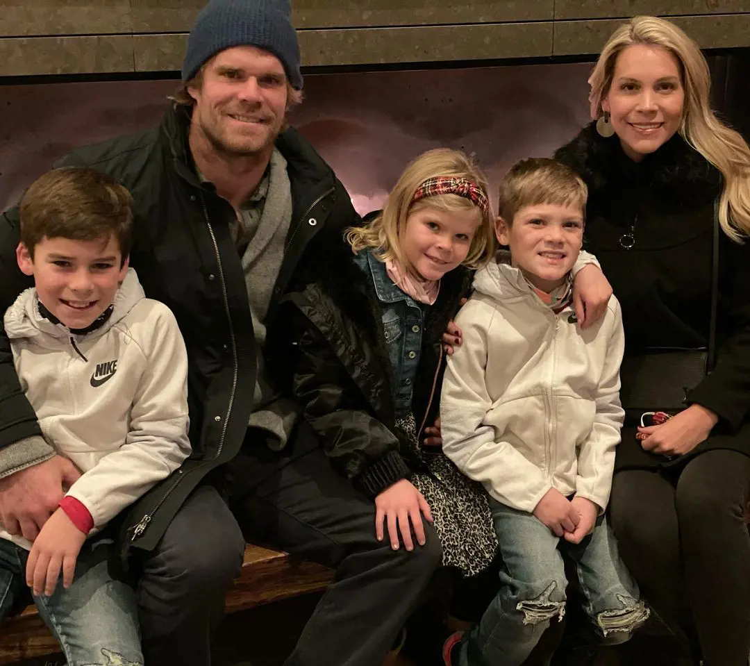 Greg and Kara snap a cute family picture at Four Seasons Hotel Seattle on December 26, 2020