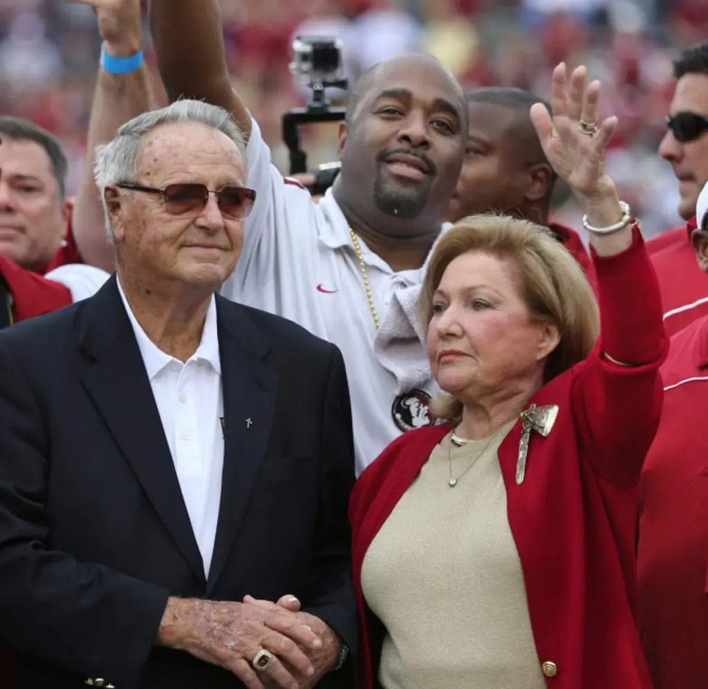 Bobby Bowden and his wife Ann made an easy journey to the needy one, they made a lives of thousand people.