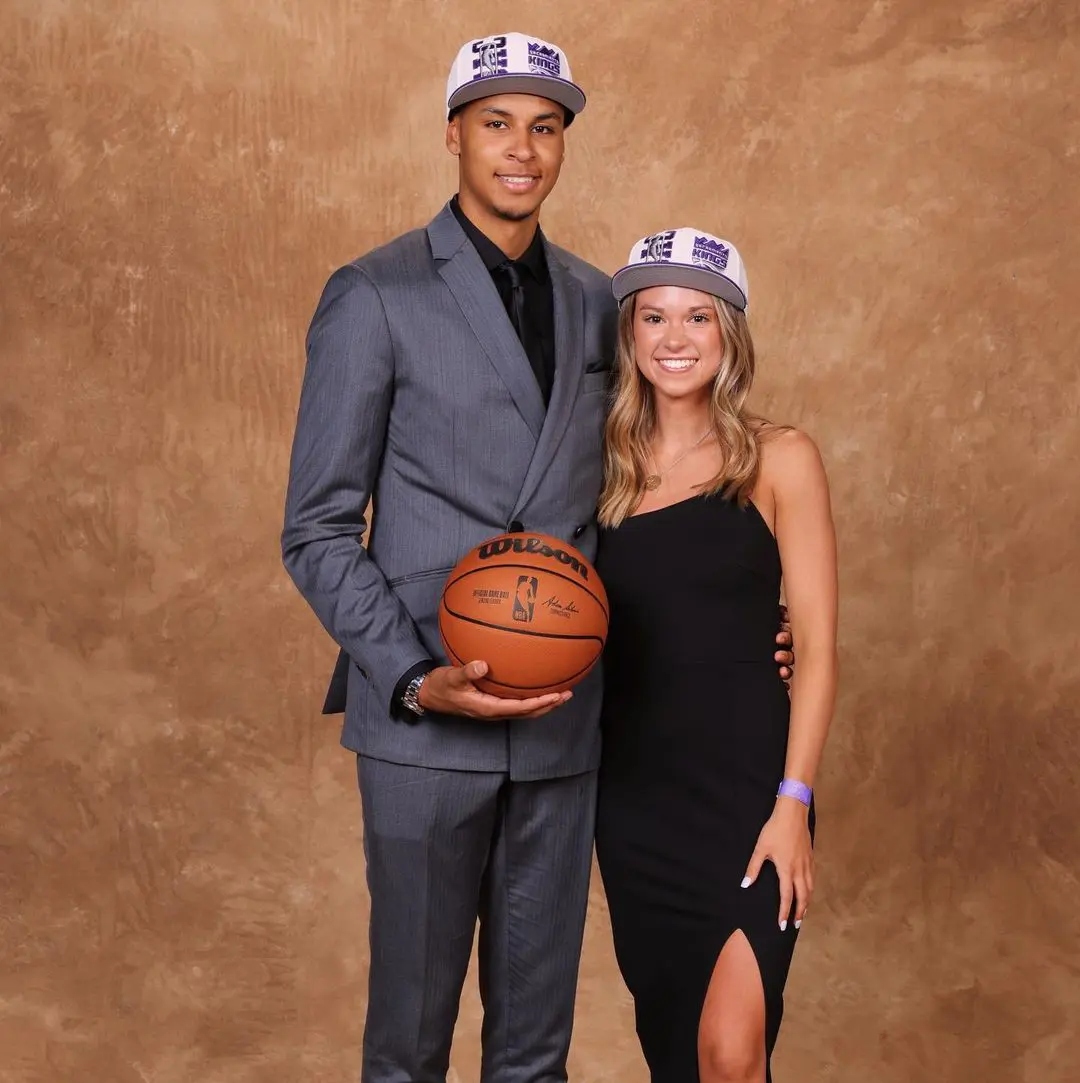 Carly through her post congratulated her boyfriend for being selected as a player for Sacramento Kings.