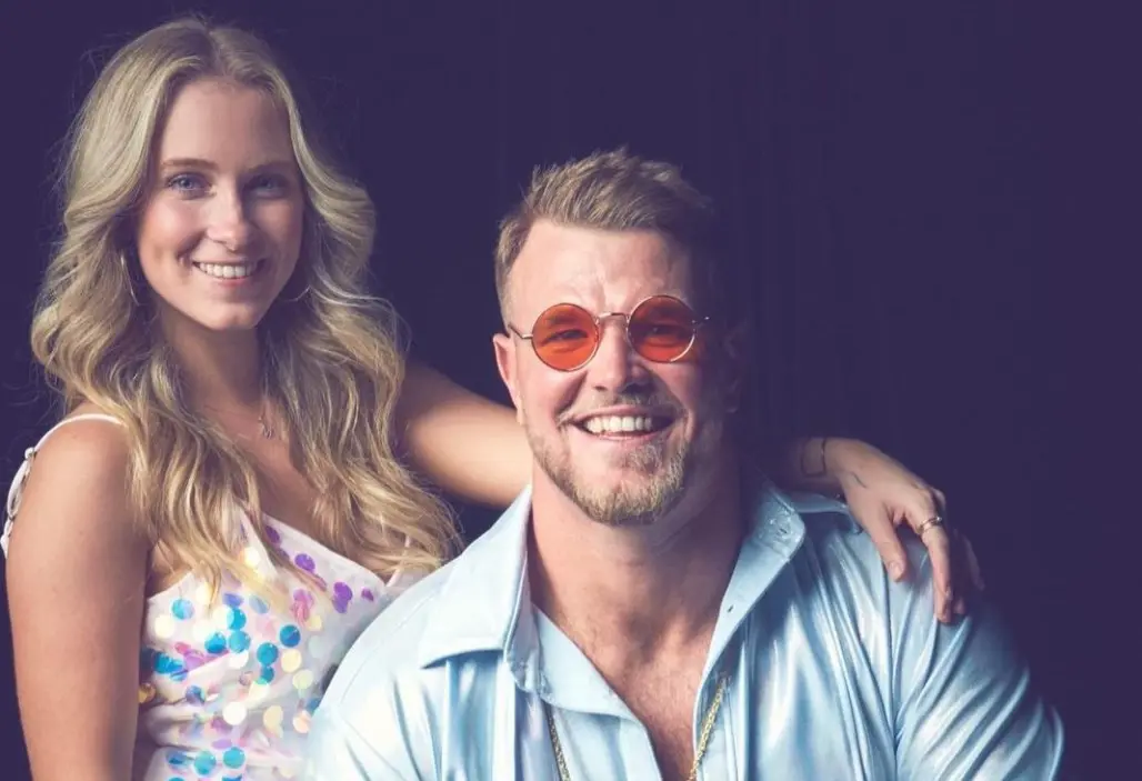 Mike McGlinchey and girlfriend Brooke Rhoades have been together since 2020.
