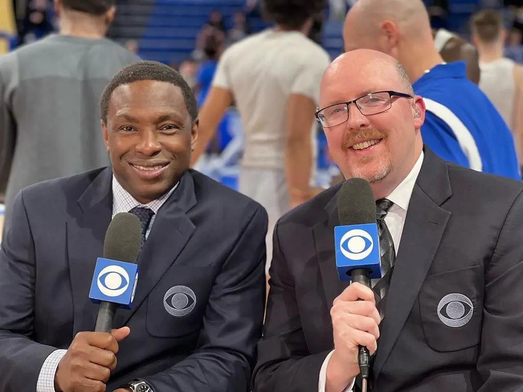 John(right) with Avery Johnson at Chaifetz Arena on February 8, 2023. 