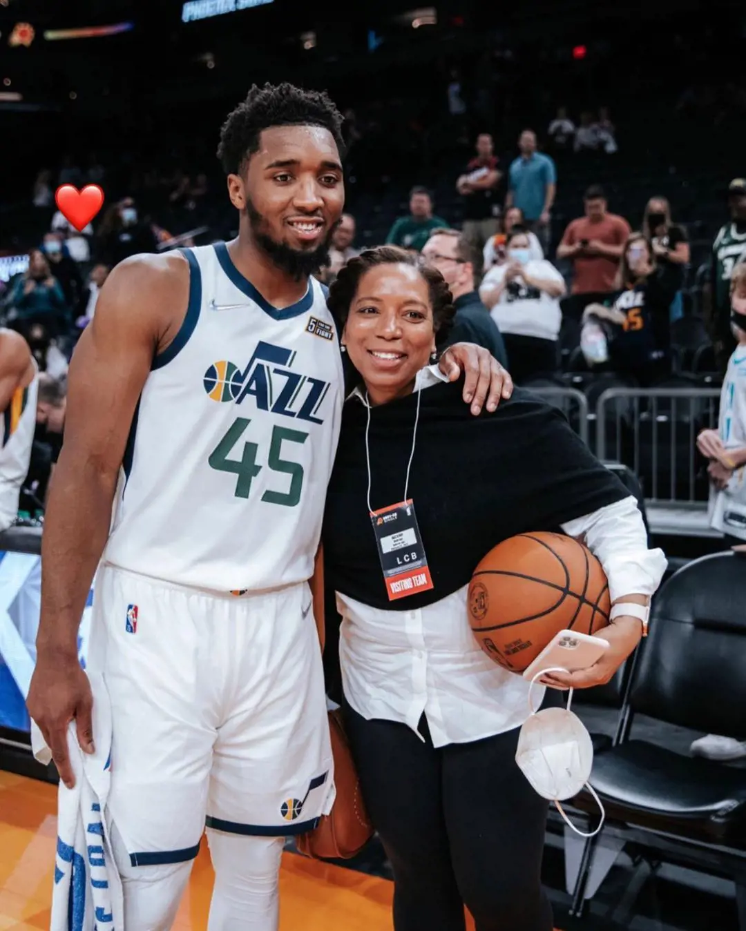 Nicole posed with her son, Donovan after a basketball match between Utah Jazz and Valley in February 2022