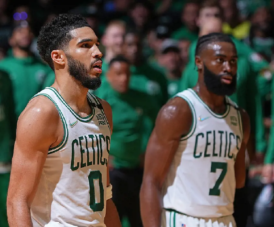 Tatum and Brown put on dejected looks after losing the Finals.