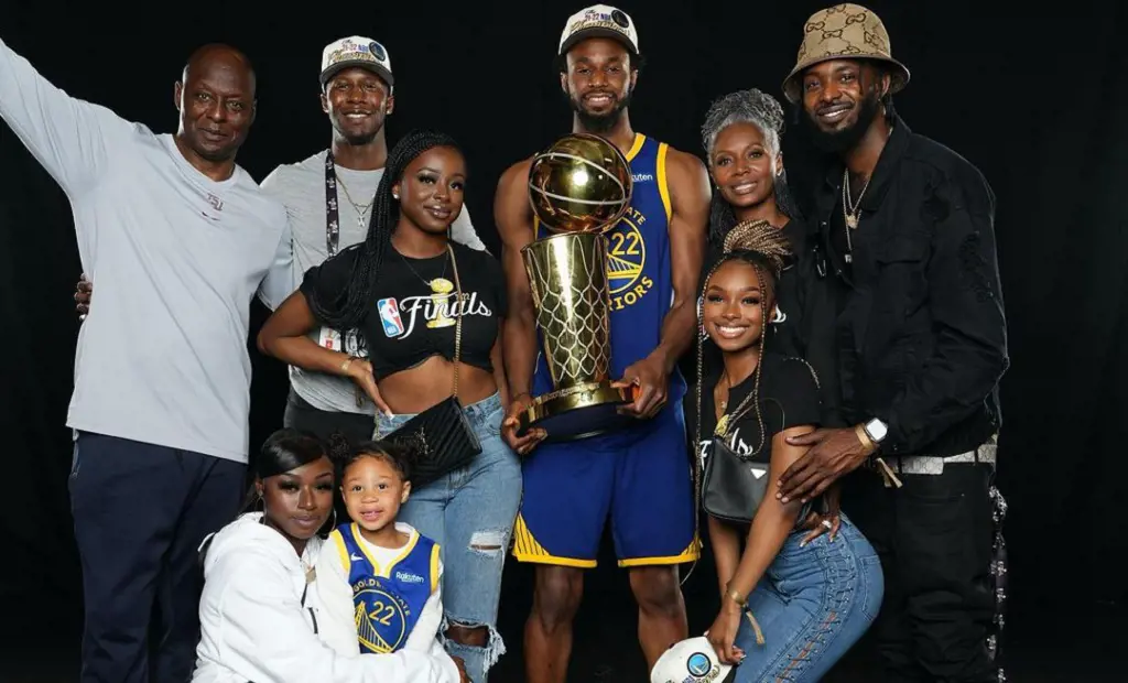 Andrew Wiggins with siblings and parents