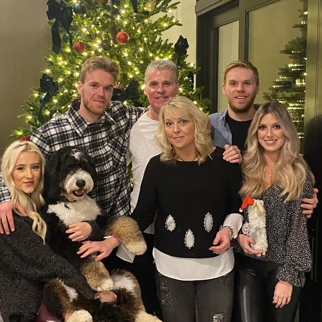 The McDavid family celebrating Christmas on December 25, 2021