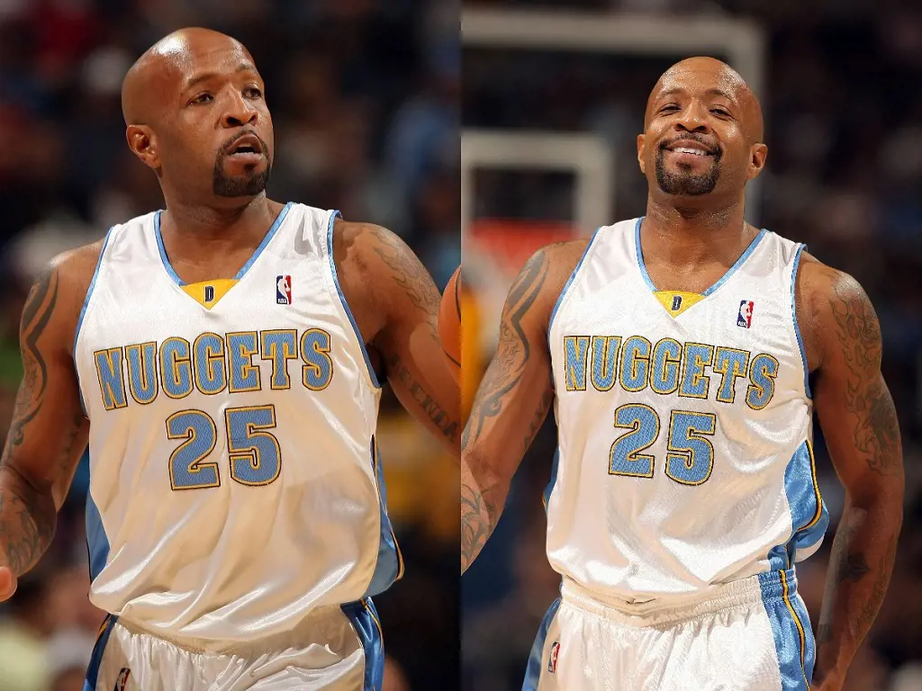 Anthony picture from his NBA career while playing for Nuggets