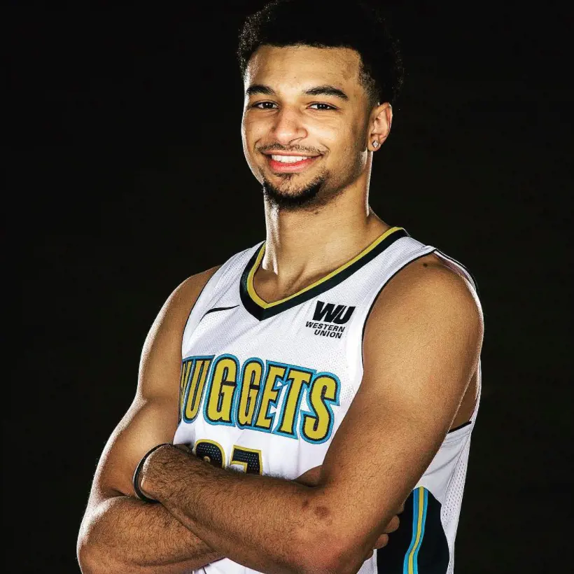 Murray smiles during photosession for the Nuggets roster in March 2021.