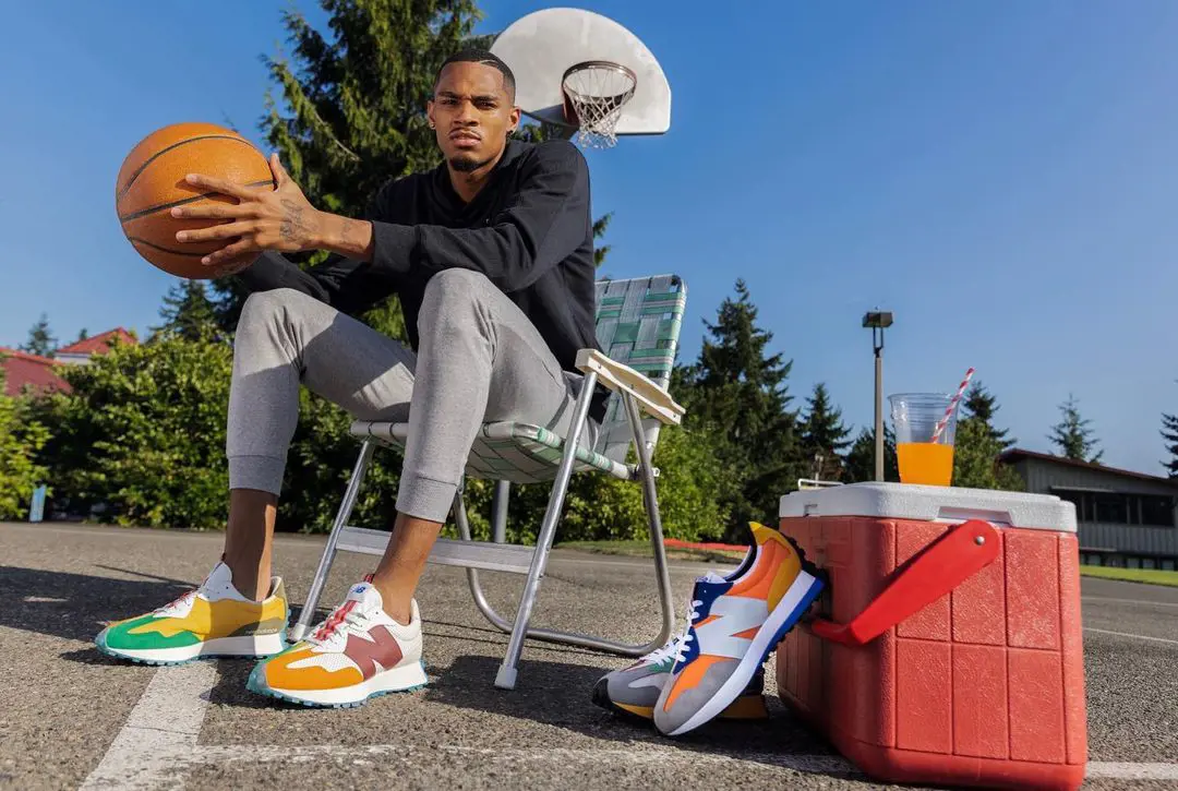 Dejounte launches 327 Heat Up Collection with new balance in 2021.