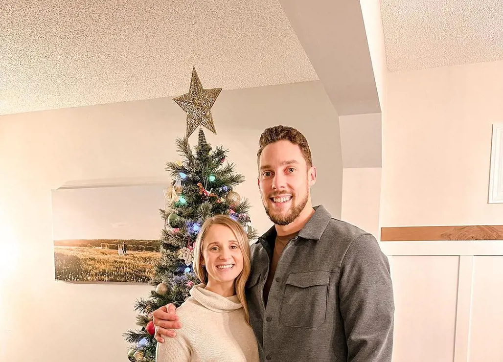 Jocelyn and Brett celebrating Christmas in their new home