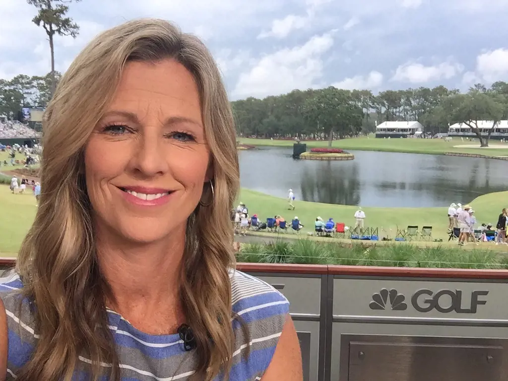 Kelly Tilghman on the NBC's Golf Channel set at the 17th at Sawgrass in May 2017