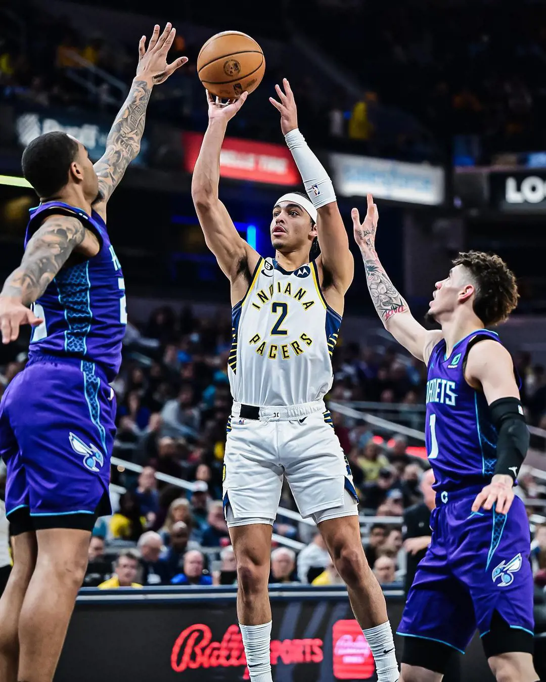 The Indiana Pacers point guard Andrew Nembhard netting a basket against the Hornets in the NBA game on 9 January 2023