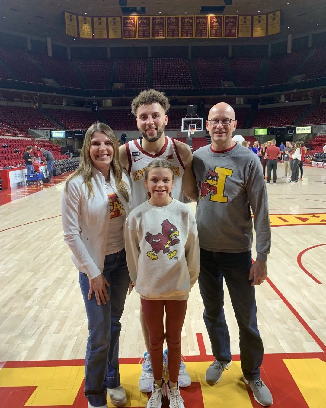 Gabe had full support from his loved ones as he made his ISU senior debut . 