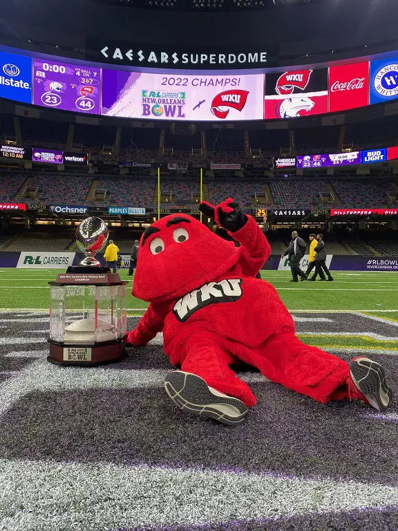 Big Red pictured with 2022 R+L Carriers New Orleans Bowl Champion on December 23, 2022. 