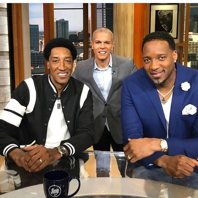 Scottie Pippen and Tracy McGrady are close friends both inside and outside the court.