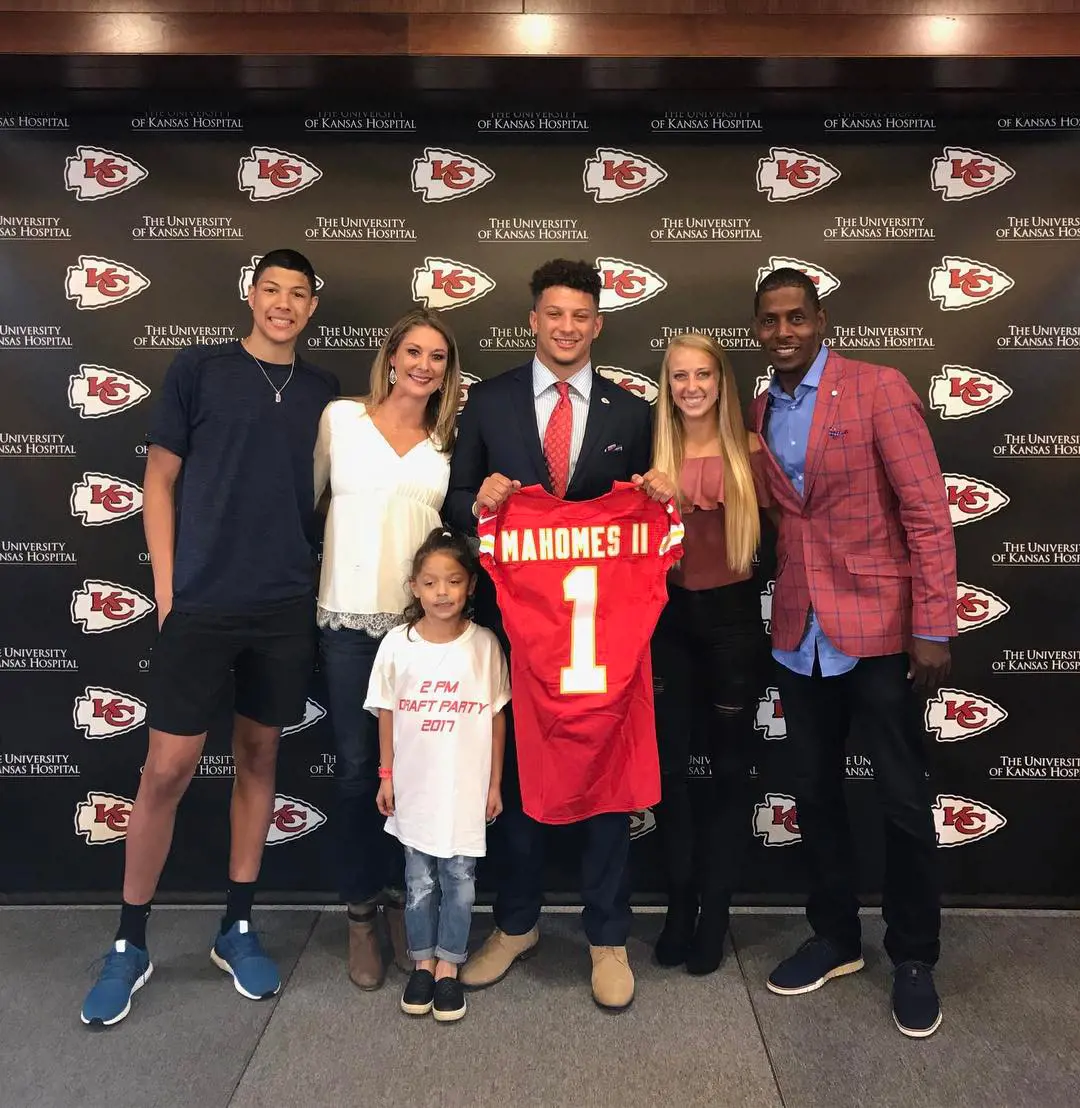 The Mahomes in one frame when Patrick joined the Kansas City Chiefs in 2017