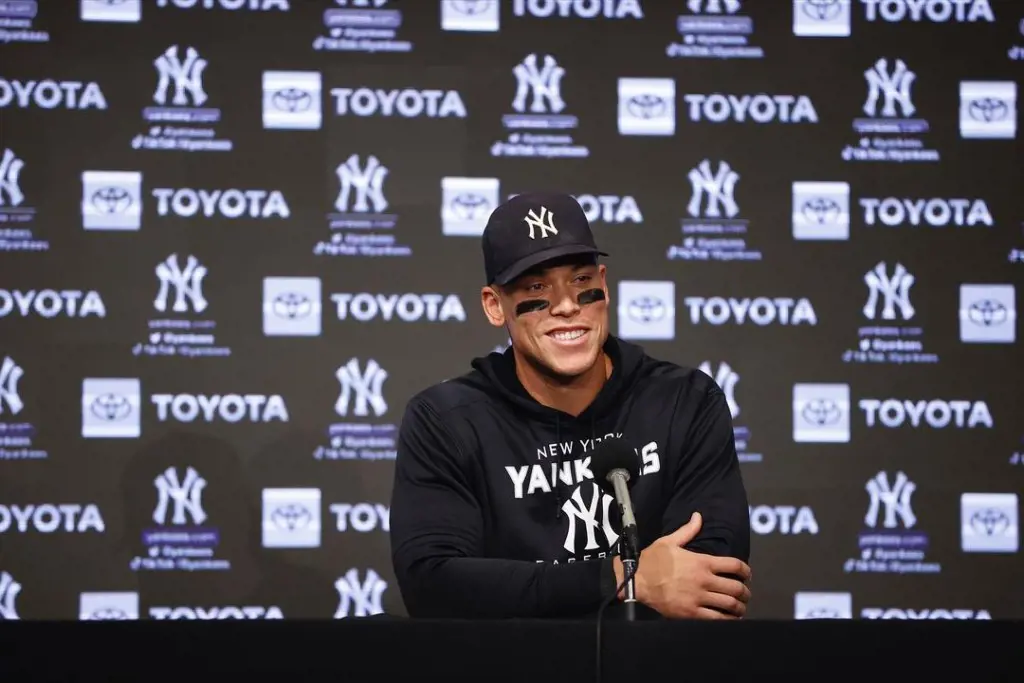 Aaron during a press conference after beating the home run record in October 2022.