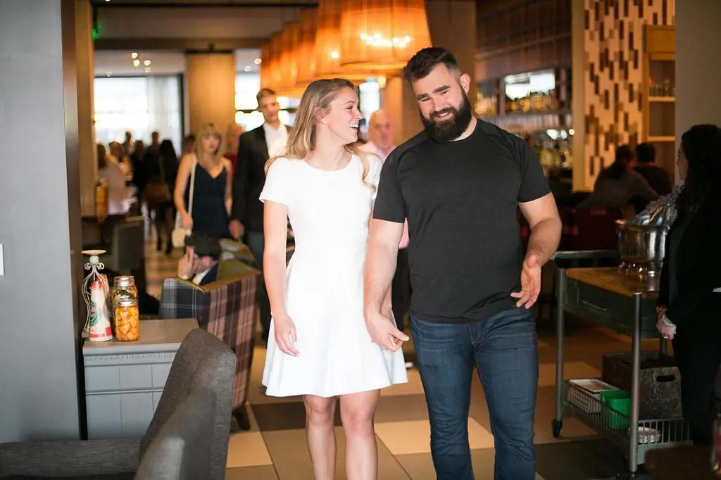 Jason Kelce and Kylie met each other on Tinder