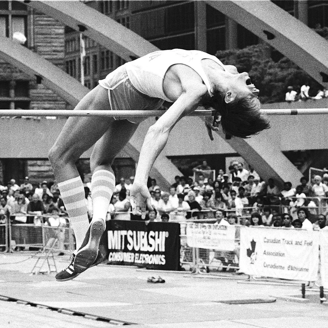 Jacek Wszola pictured leaping over the bar in the 1976 Olympic games 